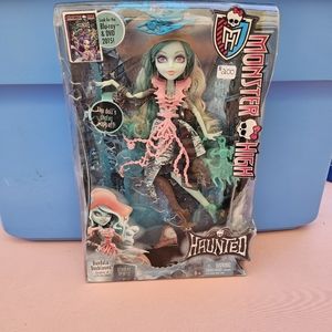 Vandla Doubloons Monster High Doll